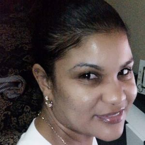 Meet your Posher, Mirandi